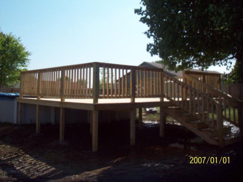 above ground pool deck with streched stairs